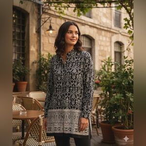 Anna And Frank Women’s Black and 100% Cream Silk Blouse